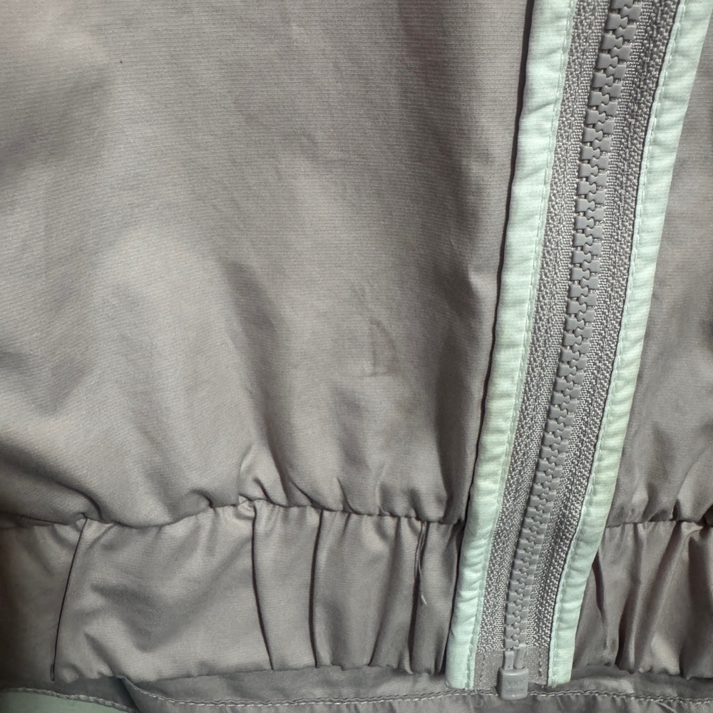 Nike Women's Pink Windbreaker Size Small - Picture 3 of 3